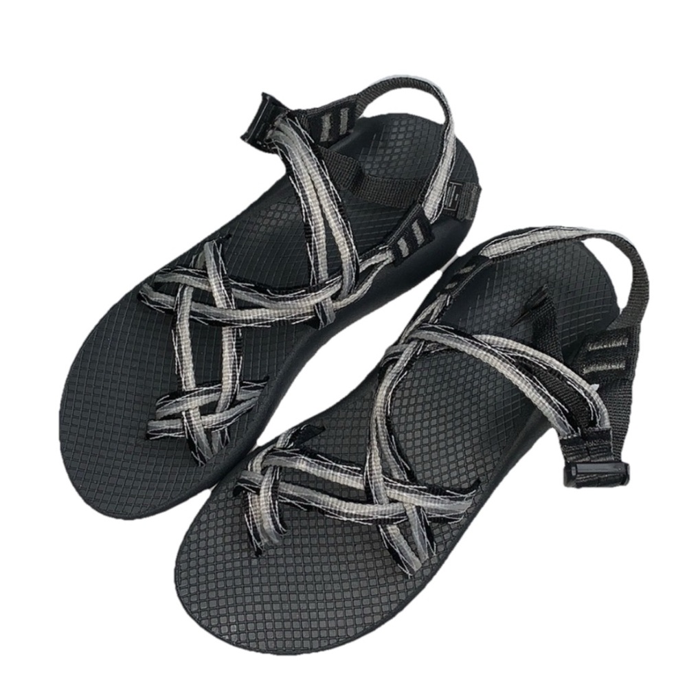Chaco ZX2 Classic Thin Strap Grey / Black Sandals‎ Women's Size 9